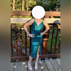 Green Homecoming Dress. Size small. Bought from Dillards.